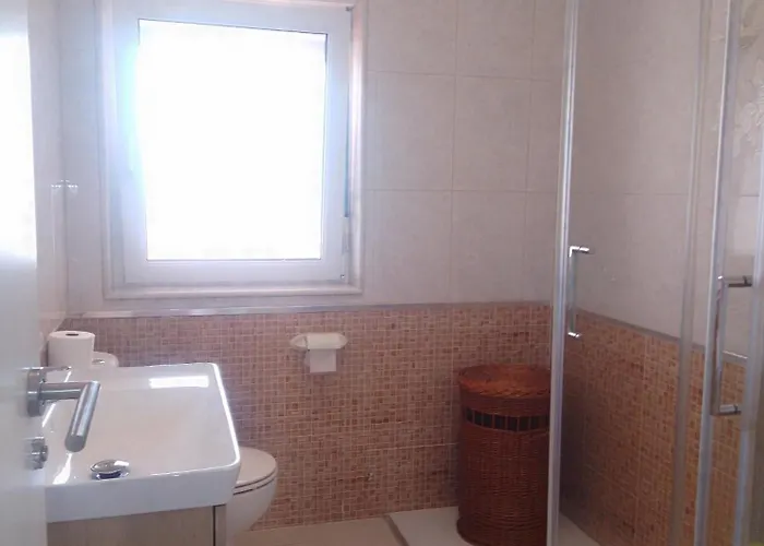 Casa Do Castillo * فينيستيري